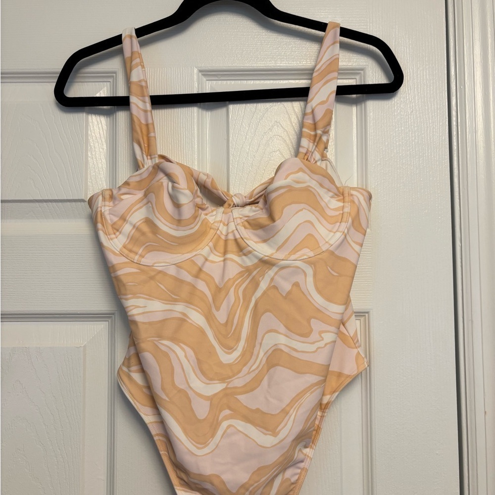 Abercrombie & Fitch Peach Swirl Pleated Strap Underwire One Piece Swimsuit - Picture 11 of 11